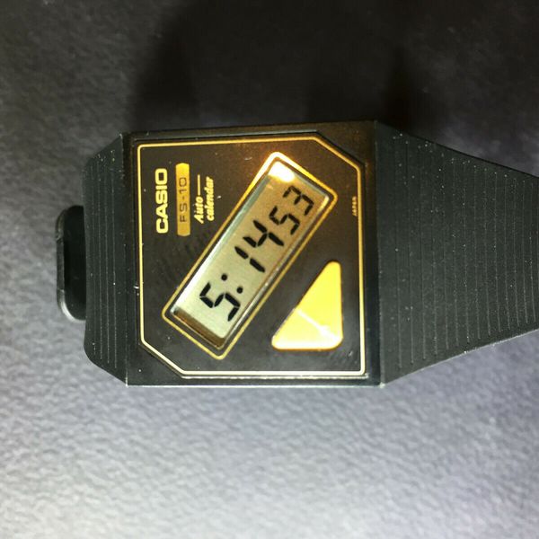 RARE CASIO FS-10 PELA VINTAGE THIN FILM LCD WATCH DIGITAL RETRO