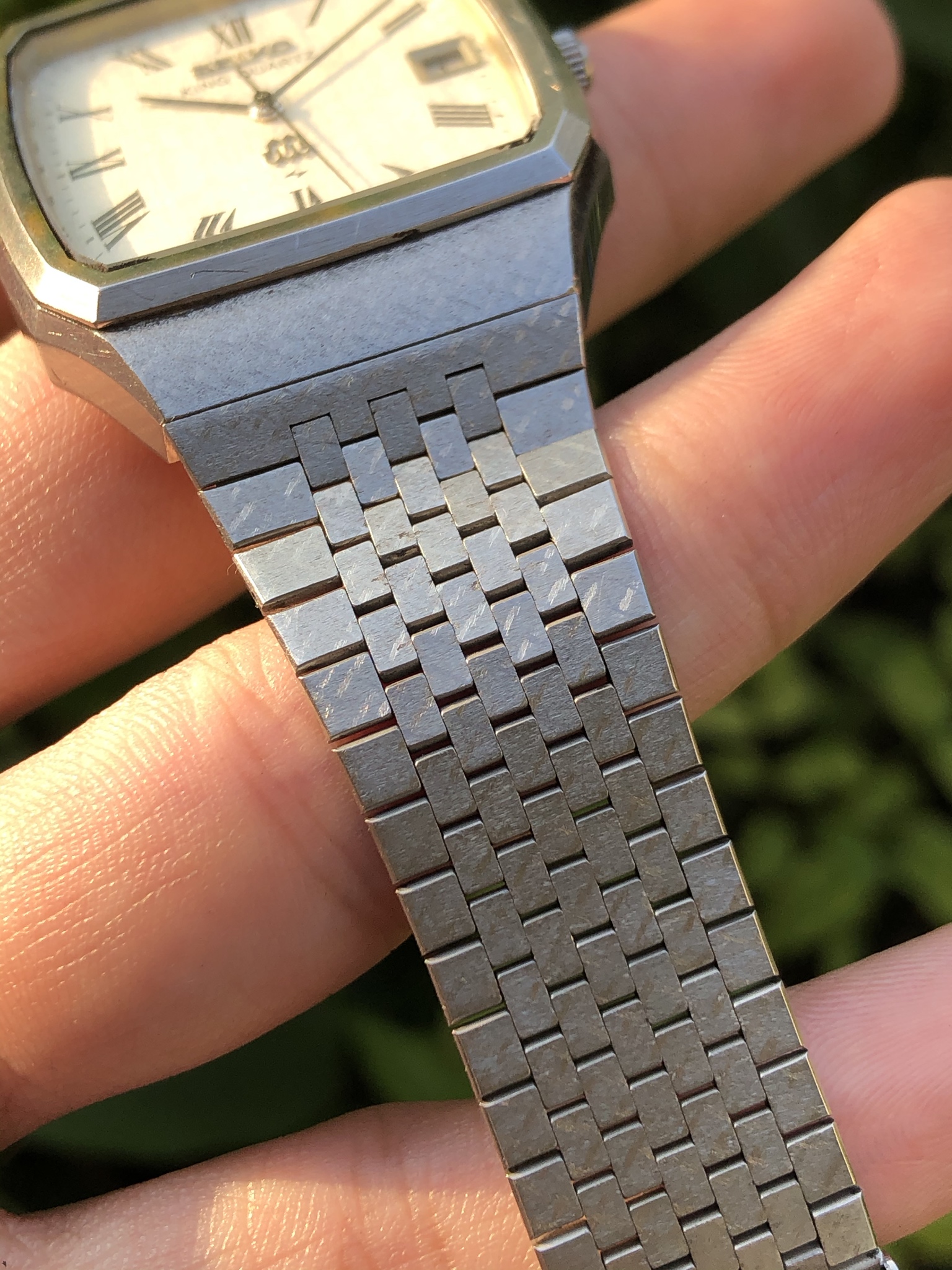 WTS] Seiko King Quartz 9722-5000 Double Quartz White Textured Dial