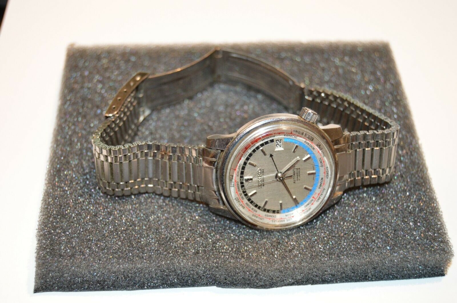 Vintage 1960's SEIKO World Time 62177000 Automatic Diashock 17 jewel