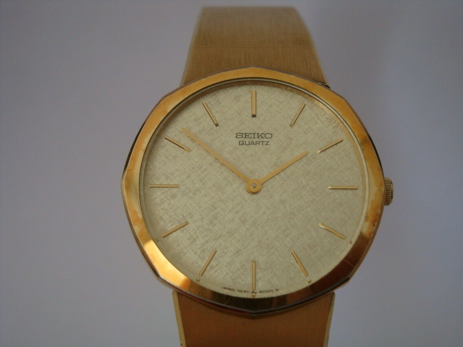 じゅったん Seiko Quartz. Vintage gold watch. Gents. Unisex. 7430-6000