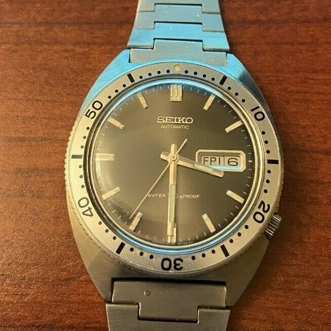 Vintage Seiko DX 6106-8100 Man's Wrist Watch 17 jewel automatic movement |  WatchCharts