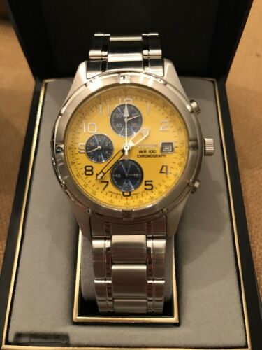 CITIZEN CHRONOGRAPH ゴールド文字盤クォーツ WR100 Citizen Chronograph WR 100 Watch Review - YouTube