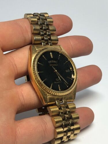 Vintage Seiko SQ Quartz 5y23-8A69 Black Dial gold Tone Wrist Watch