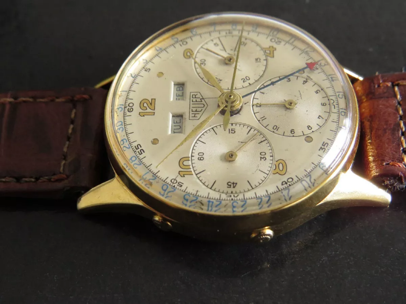 Heuer 2558 LNIB 18K Valjoux 72c Triple Date Vintage Chronograph