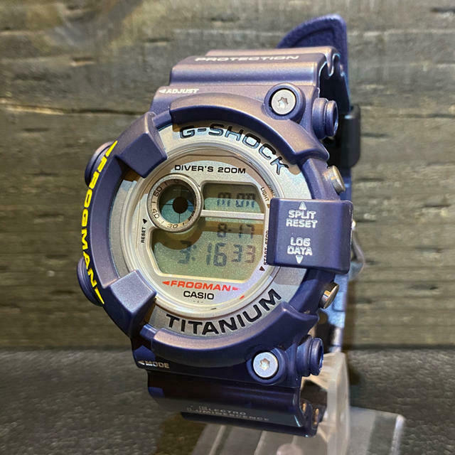 CASIO G-SHOCK FROGMAN DW-8200NK-2JR Men In Navy