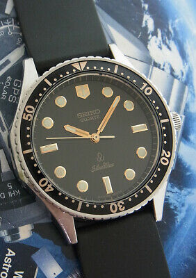 RARE VINTAGE SEIKO SILVER WAVE 6030-6010 QUARTZ DIVER JAPAN WATCH