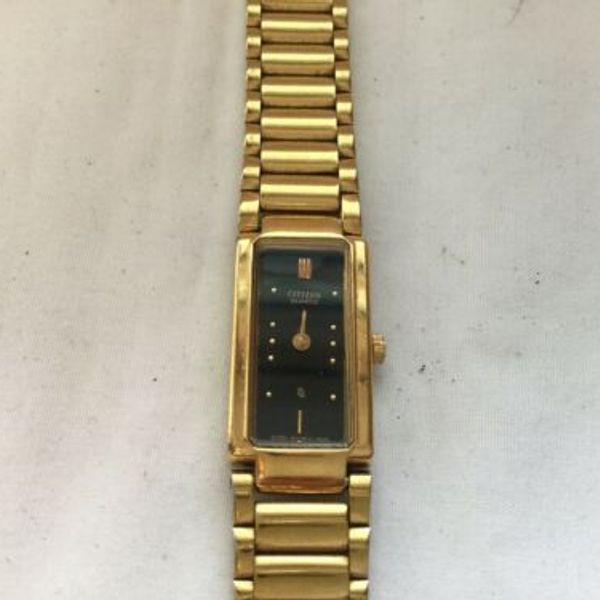 VINTAGE LADIES CITIZEN 2250 QUARTZ GOLD TONE BLACK DIAL WATCH | WatchCharts