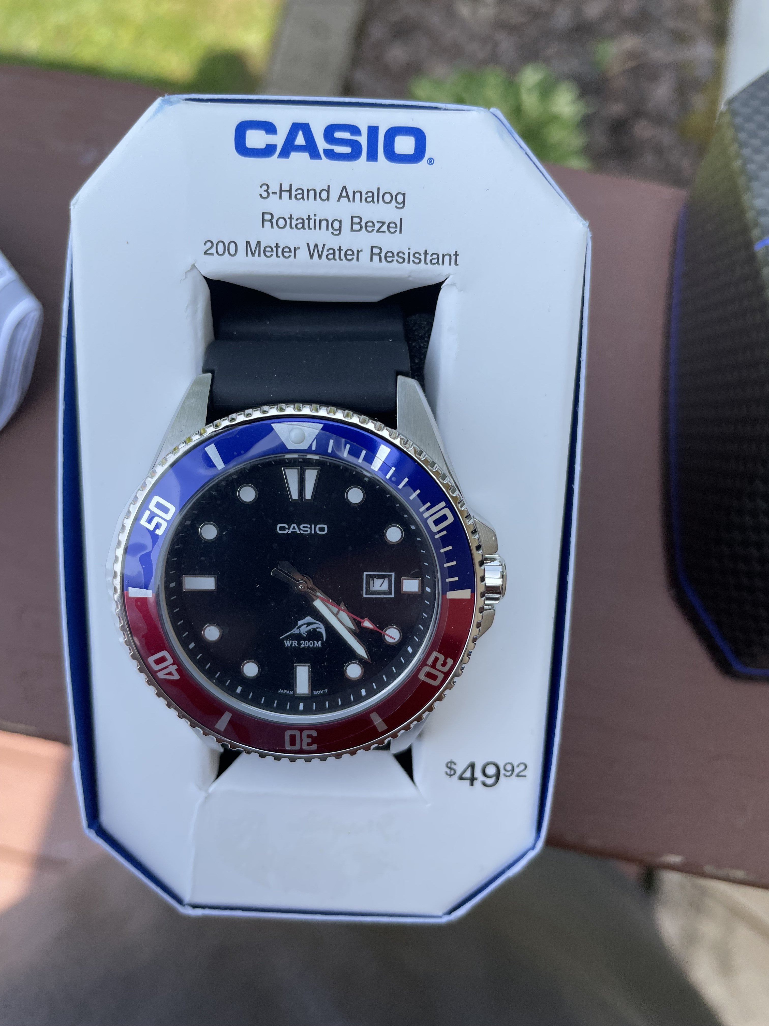 25 USD] Casio Duro MDV1068-12TN, Casio Marlin, Pepsi Bezel
