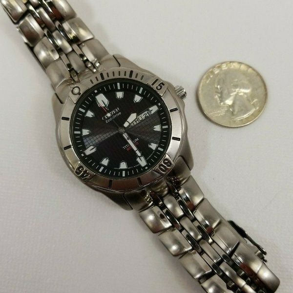 Citizen Promaster Eco-Drive Titanium - Montre Homme Avec Alarme Et Calendrier Perpétuel - WR200m