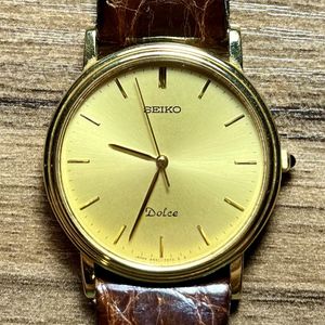 Near MINT] SEIKO Dolce SACM105 8J41-8010 Silver Midsize Mens Watch |  WatchCharts Marketplace