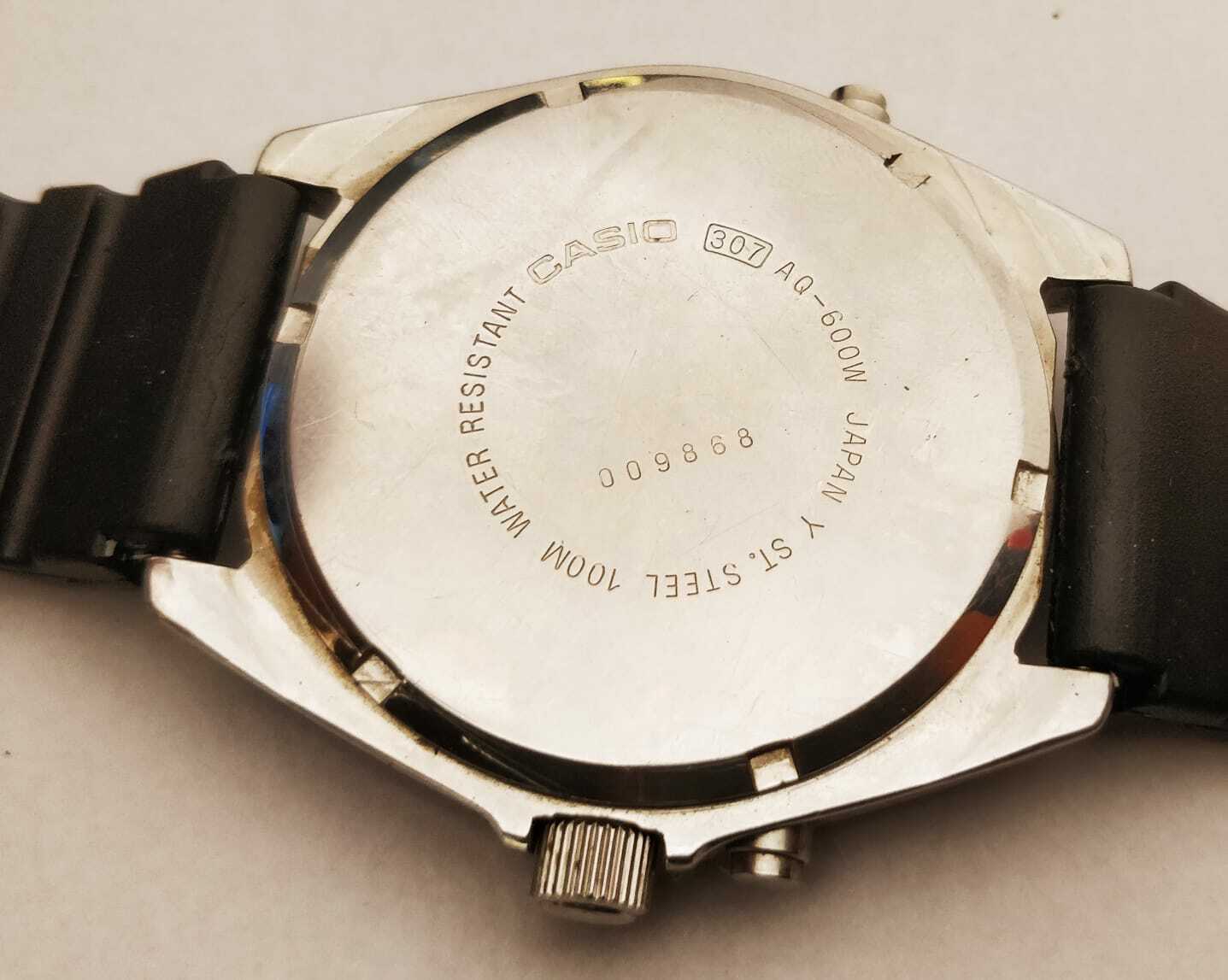 VINTAGE CASIO AQ-600W Ana & Digi Chrono Alarm 100m Quartz Men's
