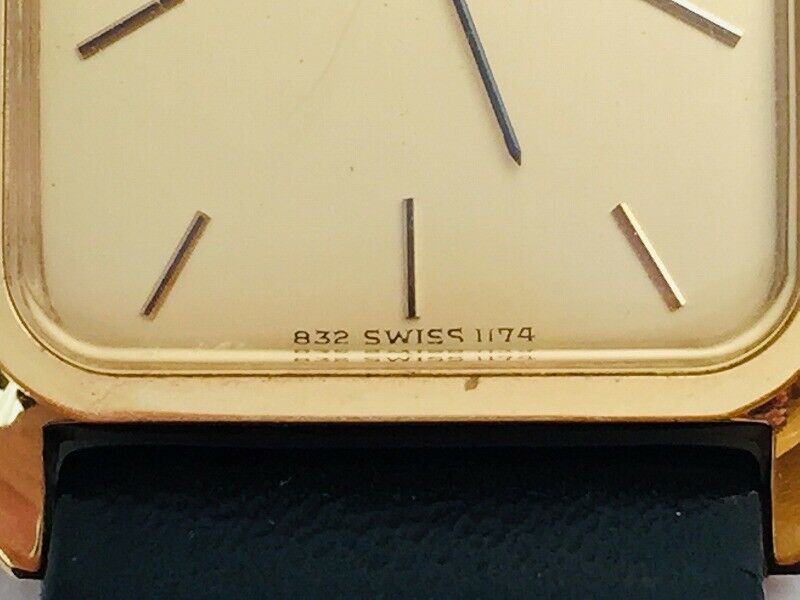 LONGINES ゴールド 腕時計 832 1174 LONGINES Watch 832 1174 Square Hand Winding 18K Gold Plated T881
