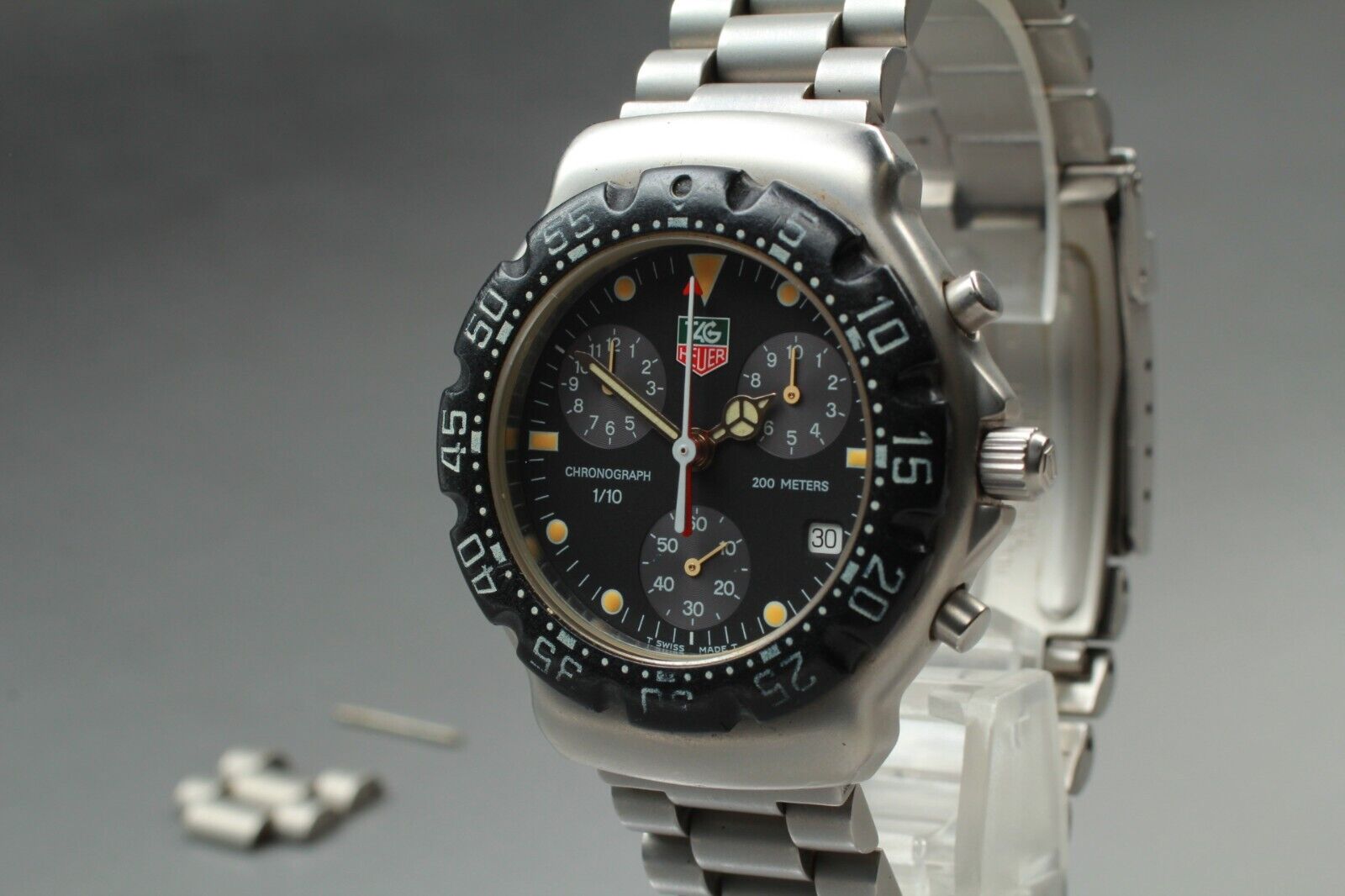 Exc 5 TAG HEUER Formula 1 CA1211 R0 Chronograph Black Quartz