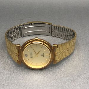 Bill blass watch diamond sale