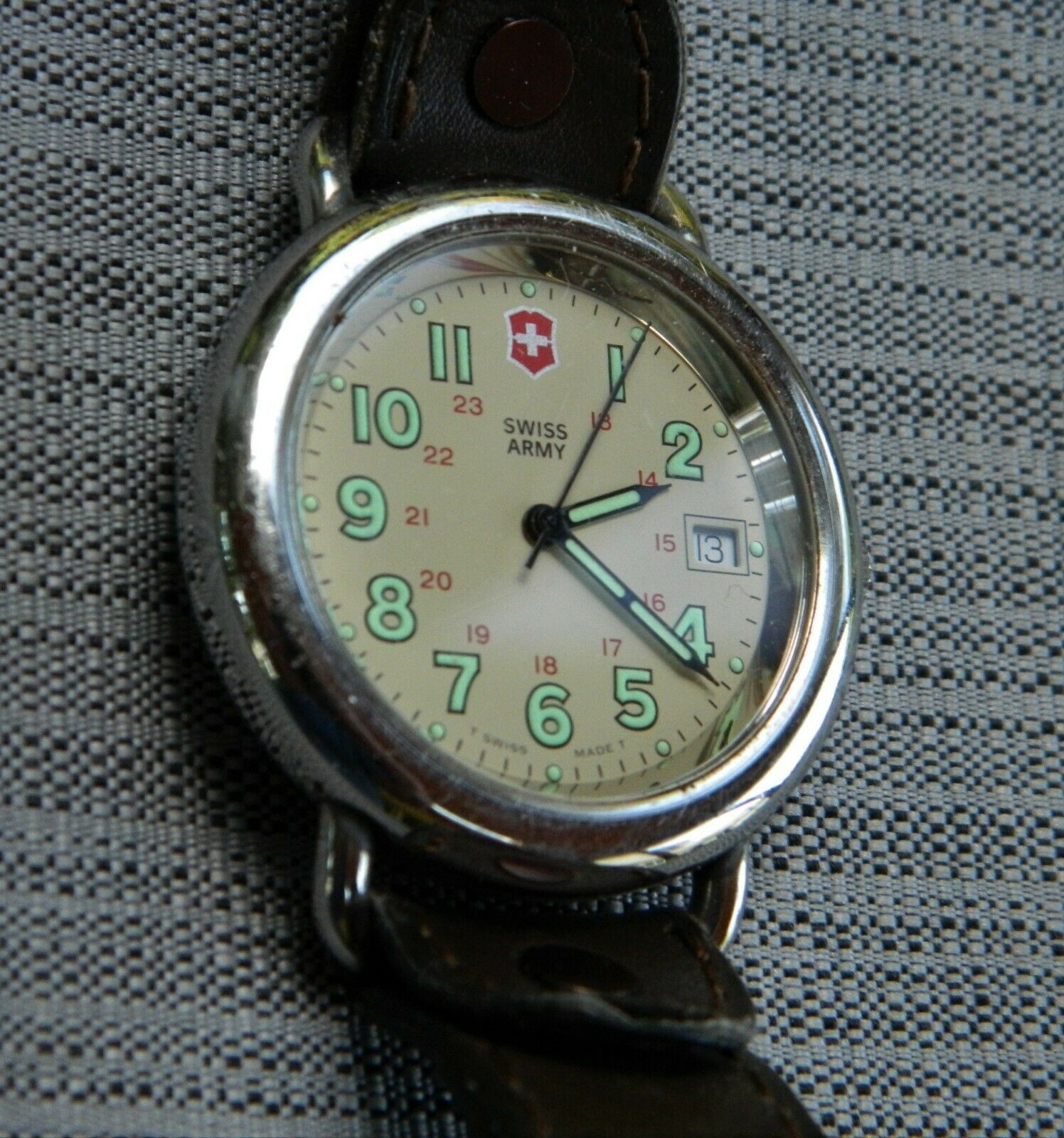 Marlboro swiss army pocket on sale watch