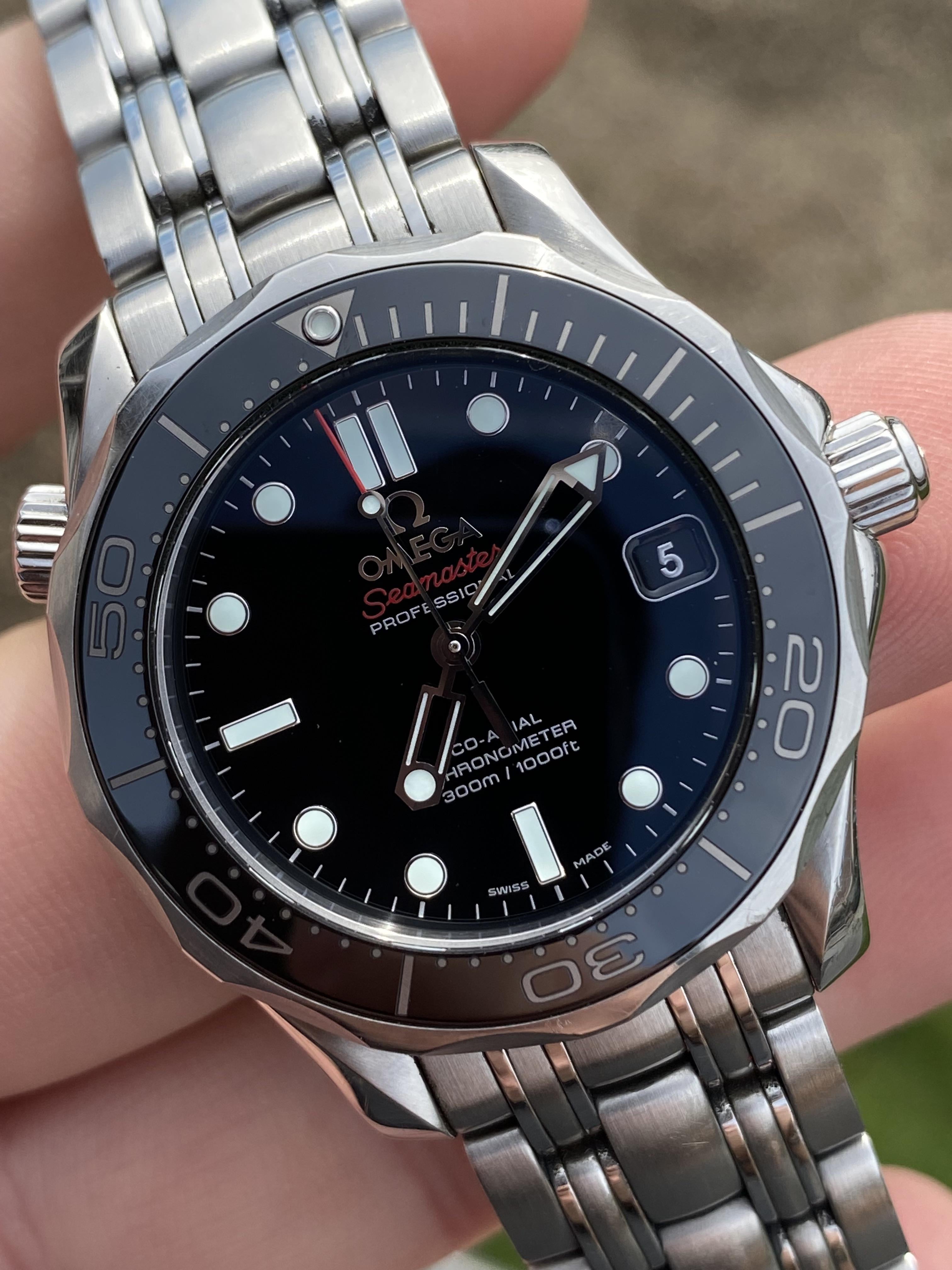 Omega seamaster sales diver 300m 2017