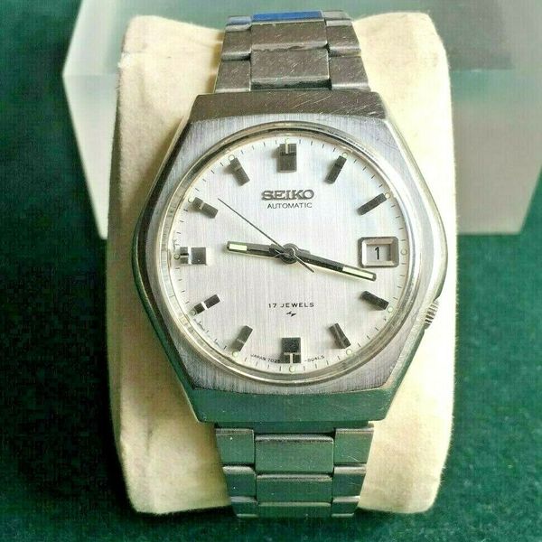 Gents Seiko Automatic Wristwatch - 7025-8040 - Running | WatchCharts