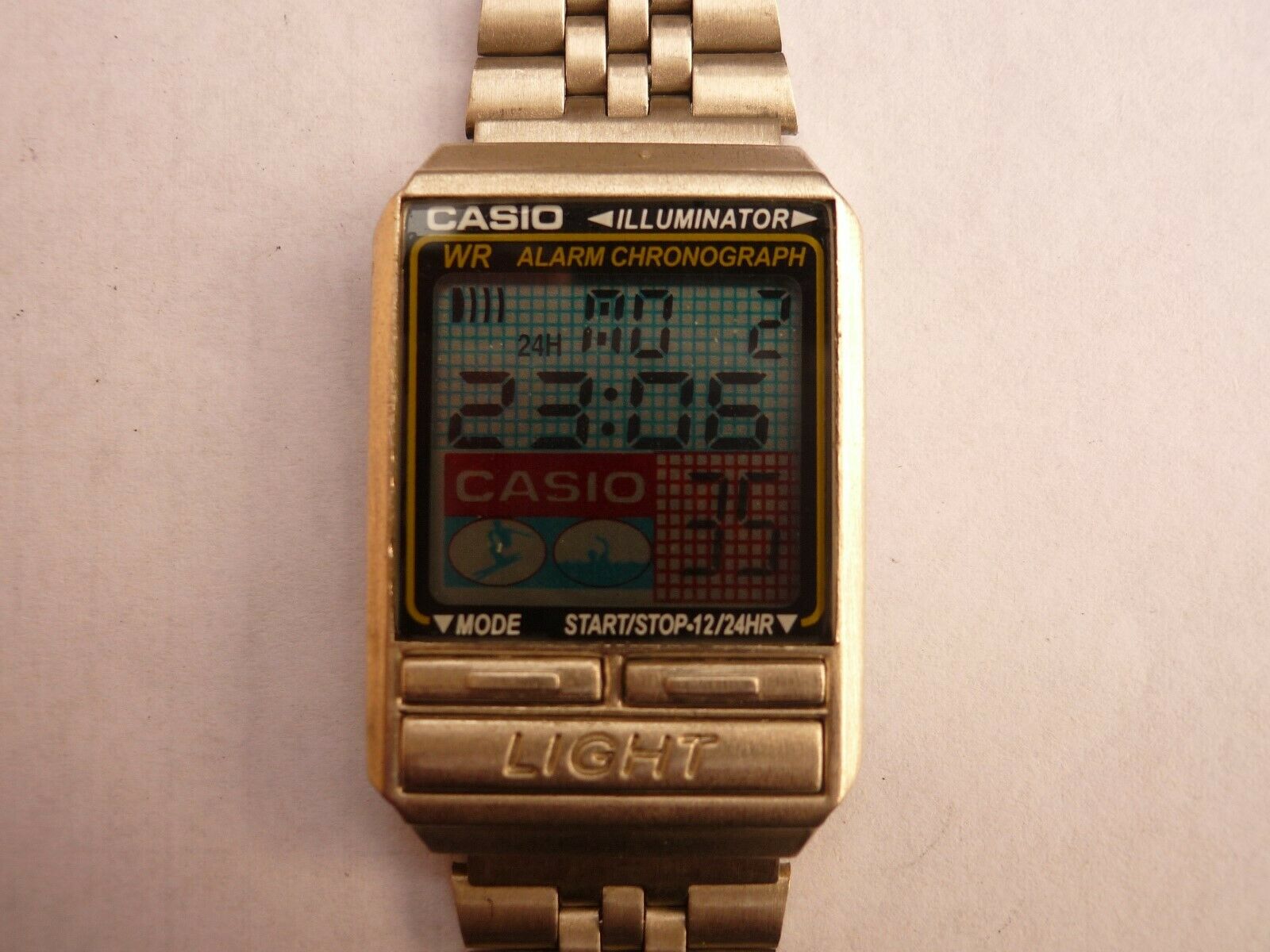 Casio Illuminator Alarm Chrono 1806 A203 Wristwatch Japan