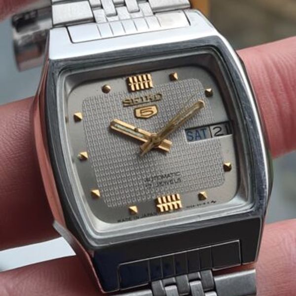 Vintage Square GOLD 1987 SEIKO 5 Men's Automatic Watch, 7009-5862