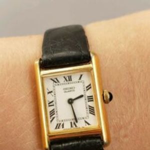 Vintage Women's Seiko Quartz Black Leather Gold Tone Wrist
