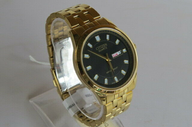 Made in Japan CITIZEN Quartz Wrist watch for Men Model No