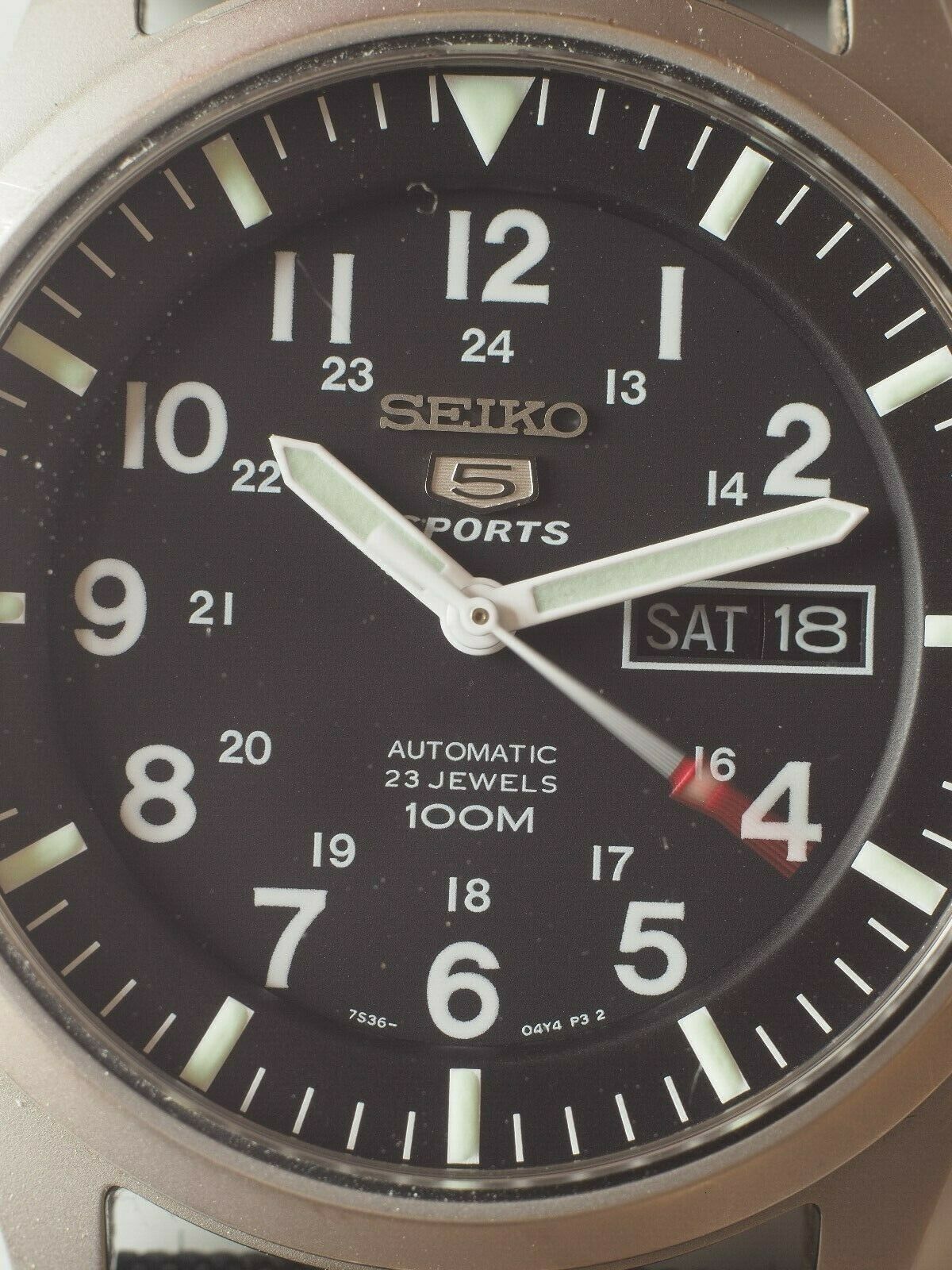 Seiko 5 Sports SNZG15K1 Automatic Gents Watch 23 Jewels 7S36