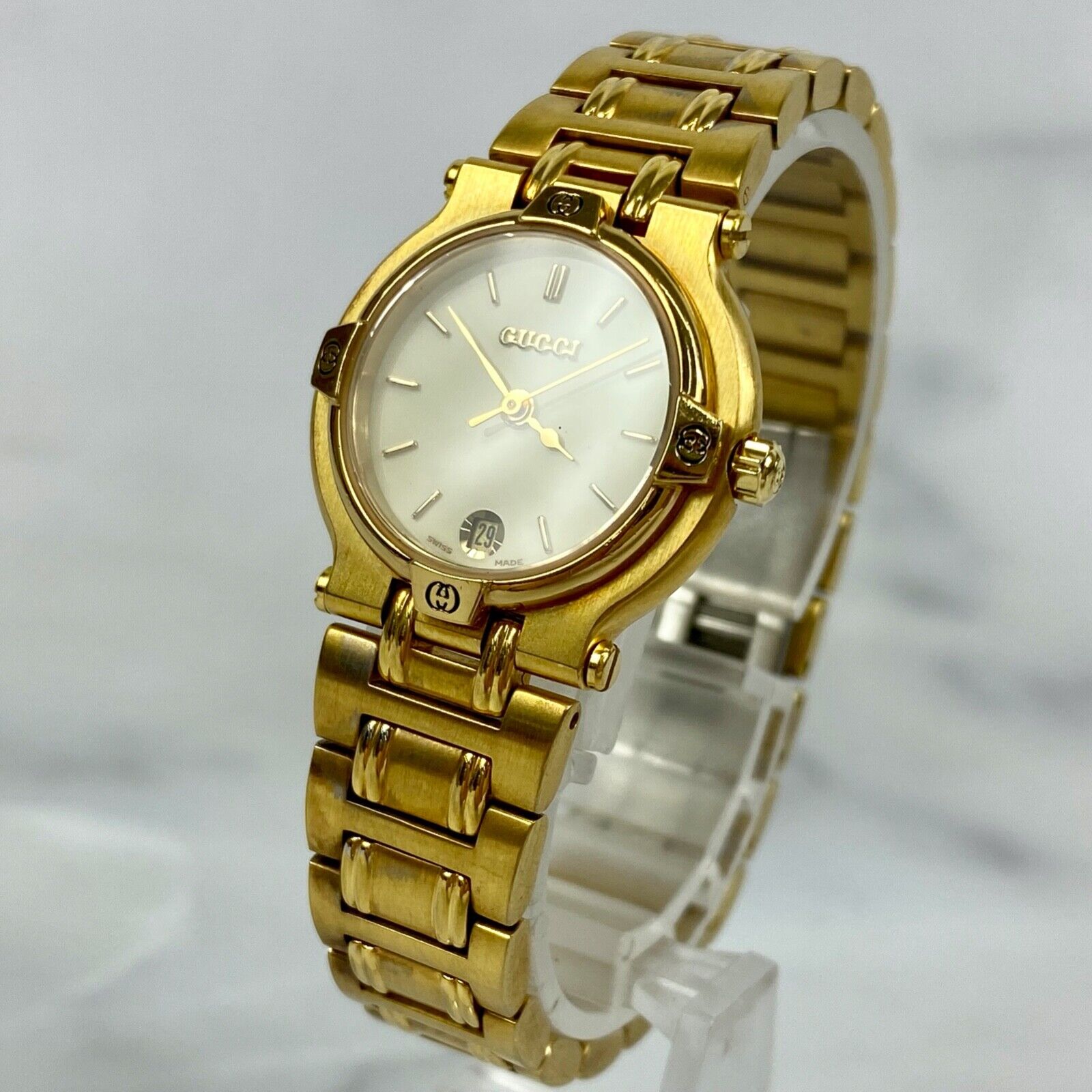 GUCCI 9200L Quartz Swiss Made Date G Logo Gold Womens Watch