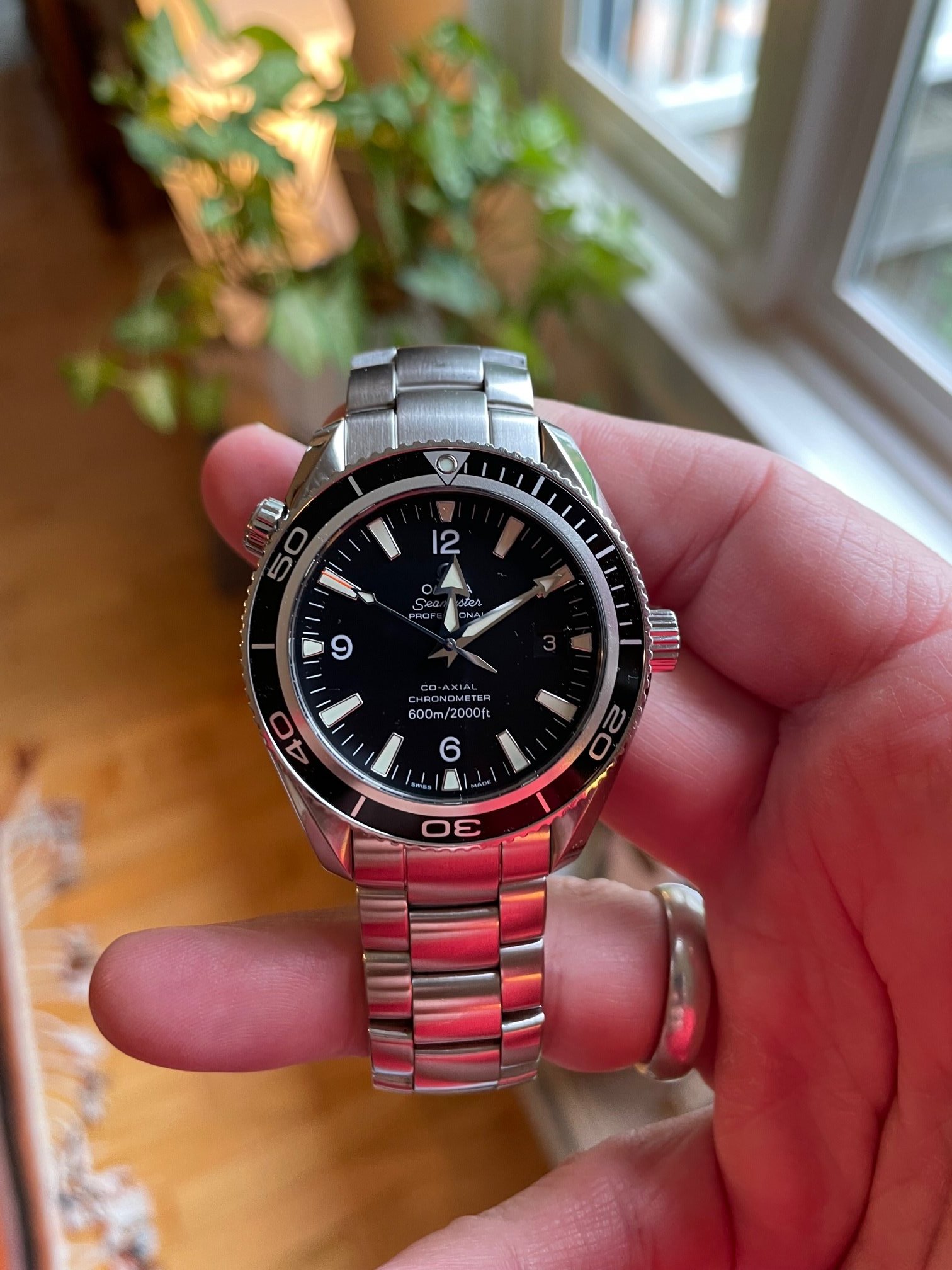 Omega seamaster best sale planet ocean 2201.50