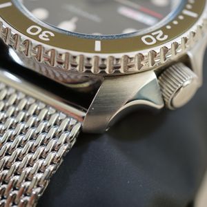 Seiko 5 Sports SRPD75 Review (SBSA019): Green Bezel & Dial On A Luxurious  Milanese Bracelet 