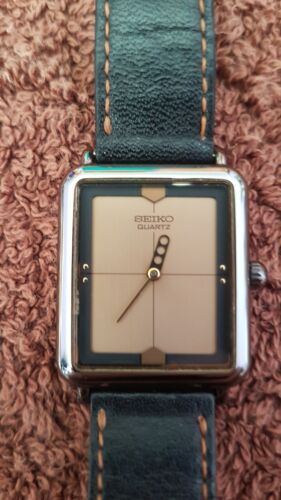 Ladies Vintage Seiko Rivoli 5p30 5150 Watch Working