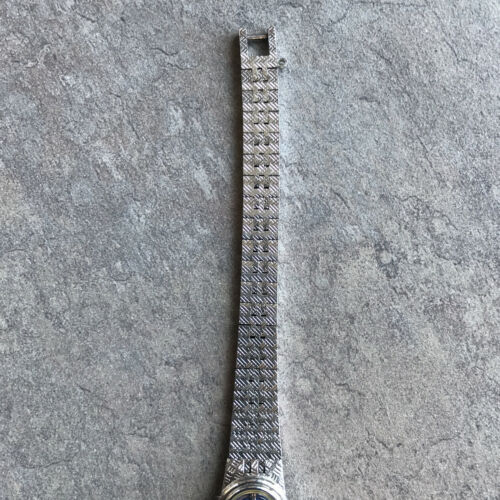 Vintage Seiko 1100-5319 Ladies Mechanical Watch Blue Dial Textured Bracelet Seiko Bracelet Oval Wristwatches | eBay main image 3