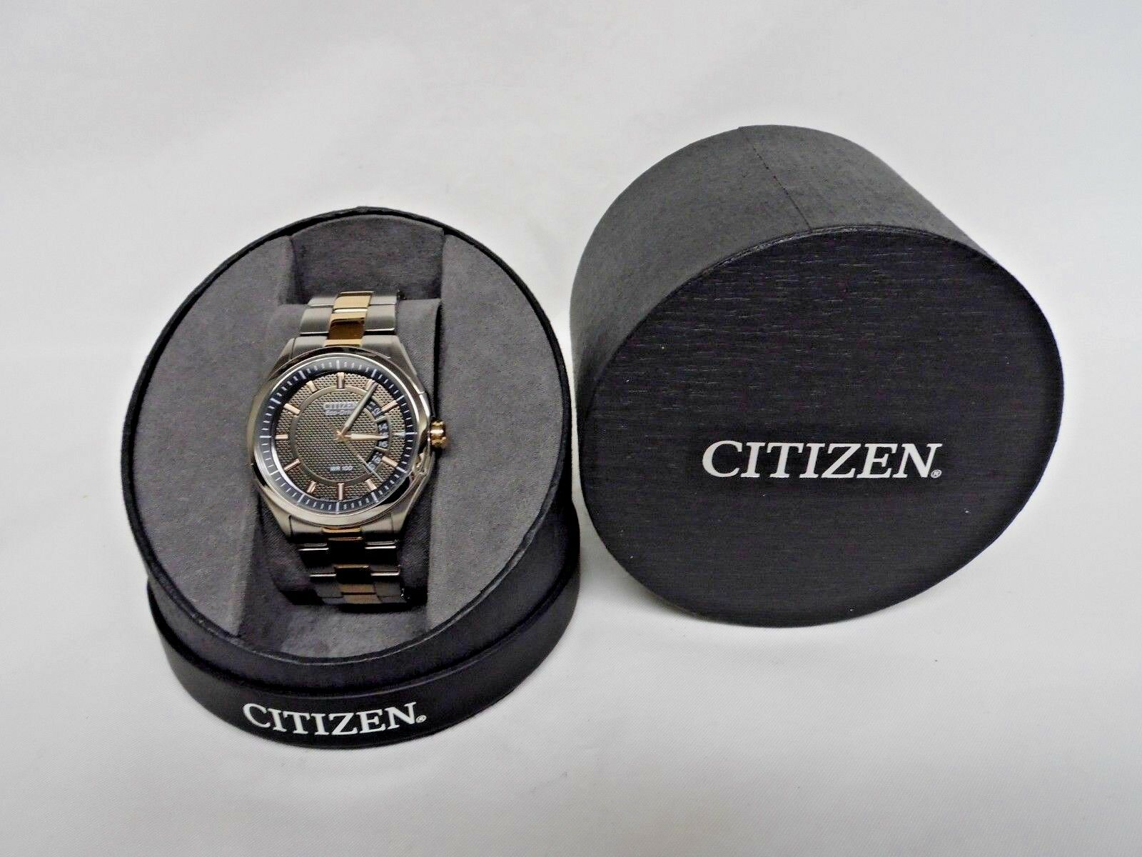 Citizen Eco-Drive Mens Watch 2-Tone Stainless Steel J810-S082986 w