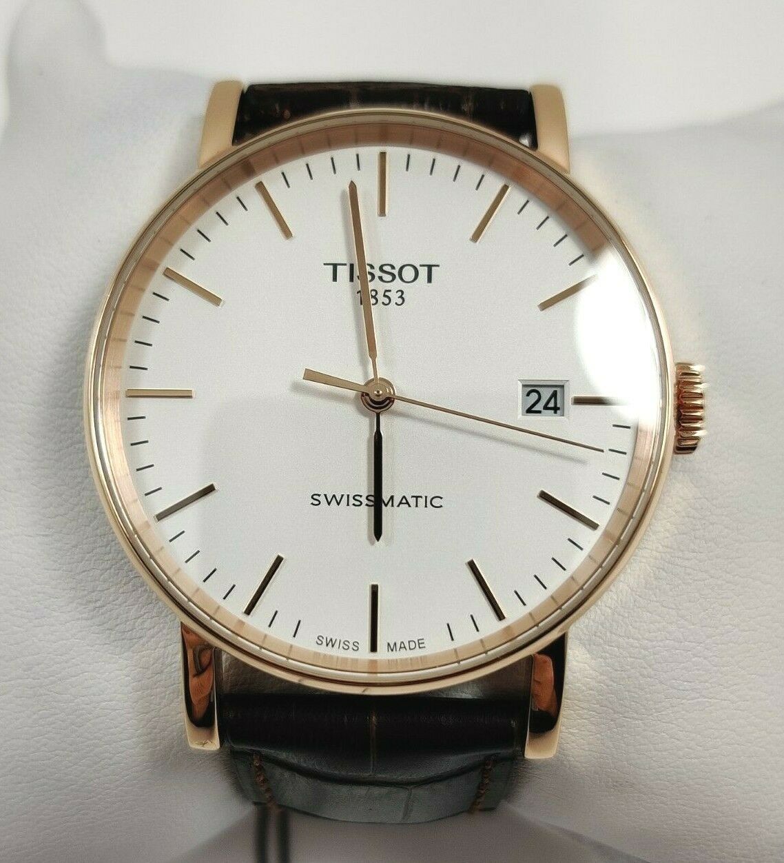 Tissot Everytime Swissmatic White Dial Leather Strap Men s Watch