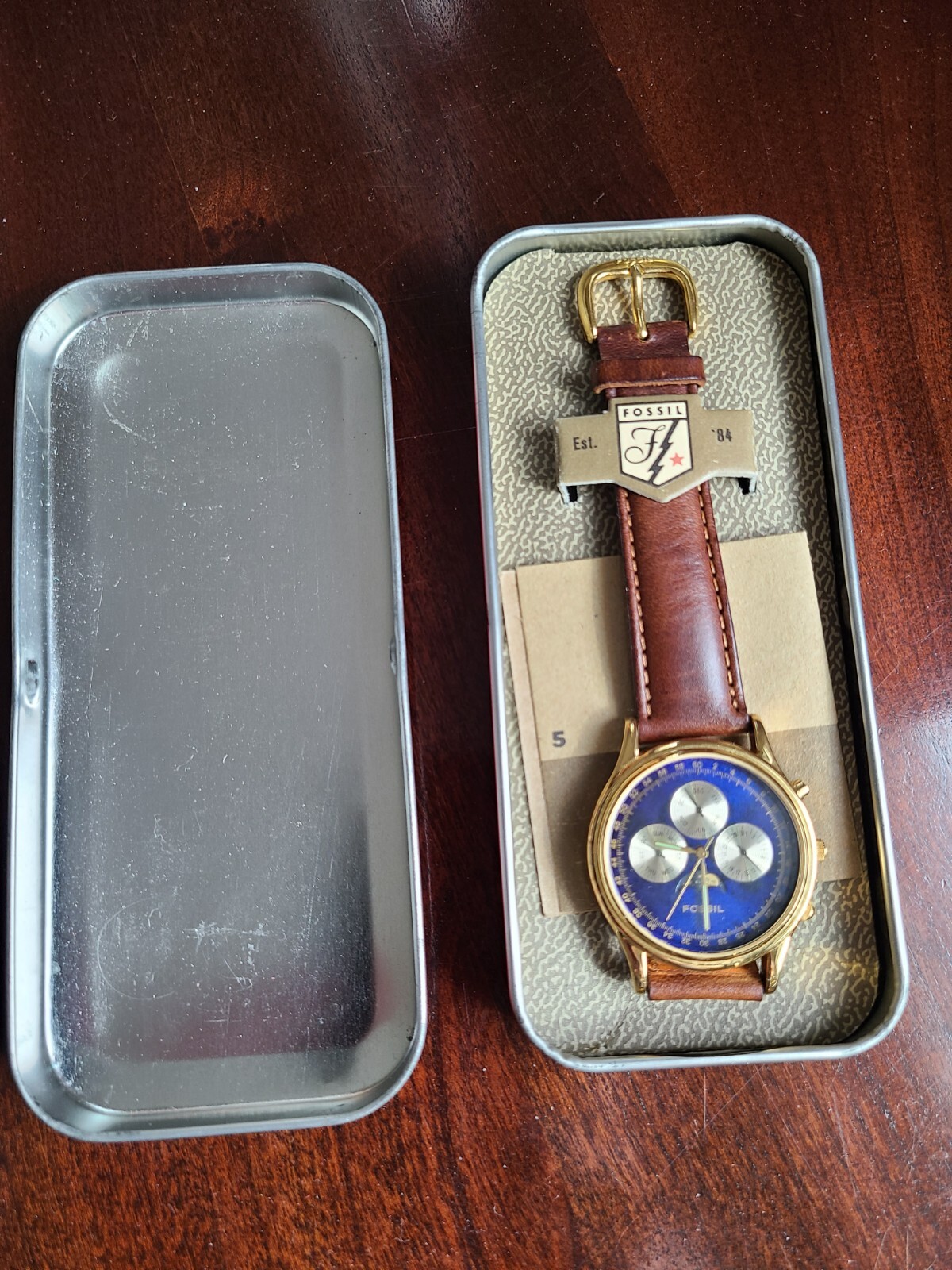 Used Vintage (1993) Fossil Men display picture 2