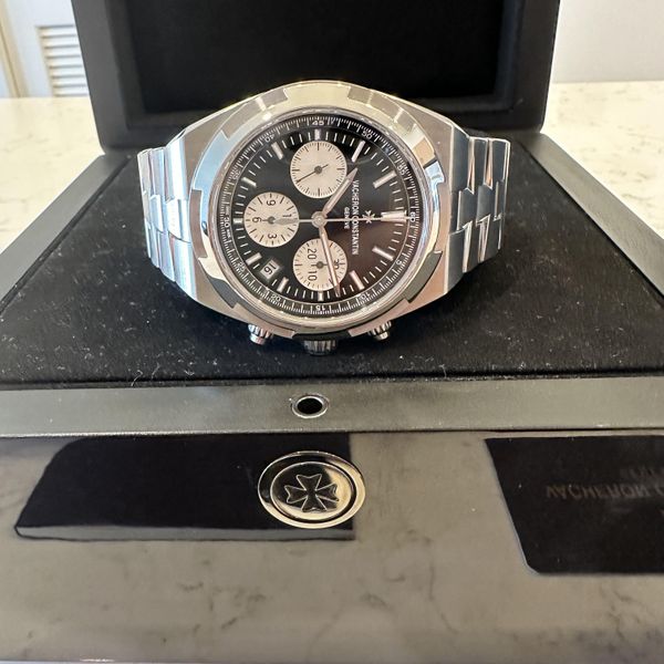 Vacheron Constantin Overseas Chronograph 41mm Black Dial Panda Automatic  NEW 5500V/110A-B481