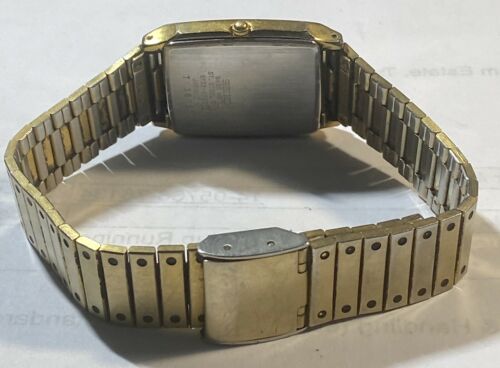 Seiko Mens Quartz Gold Tone Watch 5Y32-5000 | WatchCharts