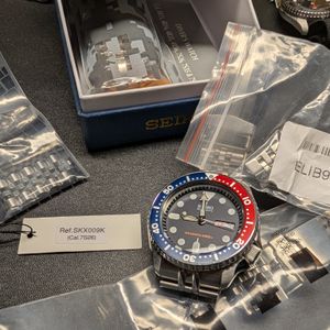 PRE OWNED SEIKO SCUBA DIVER 7S26-0020 SKX009J2 AUTOMATIC MENS
