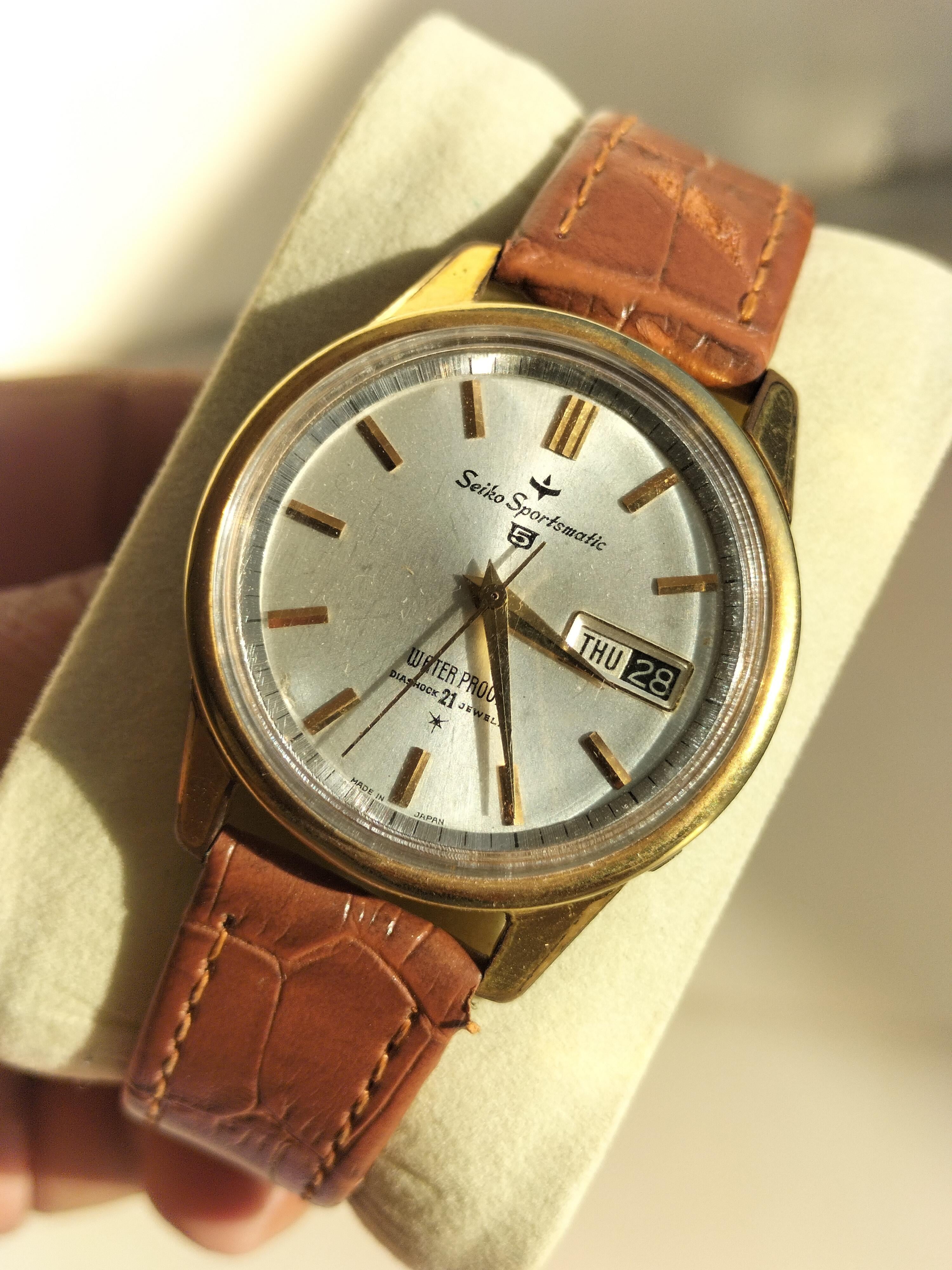 WTS] VINTAGE SEIKO SPORTSMATIC 5 - DIASHOCK 21 JEWELS - DAY/DATE 