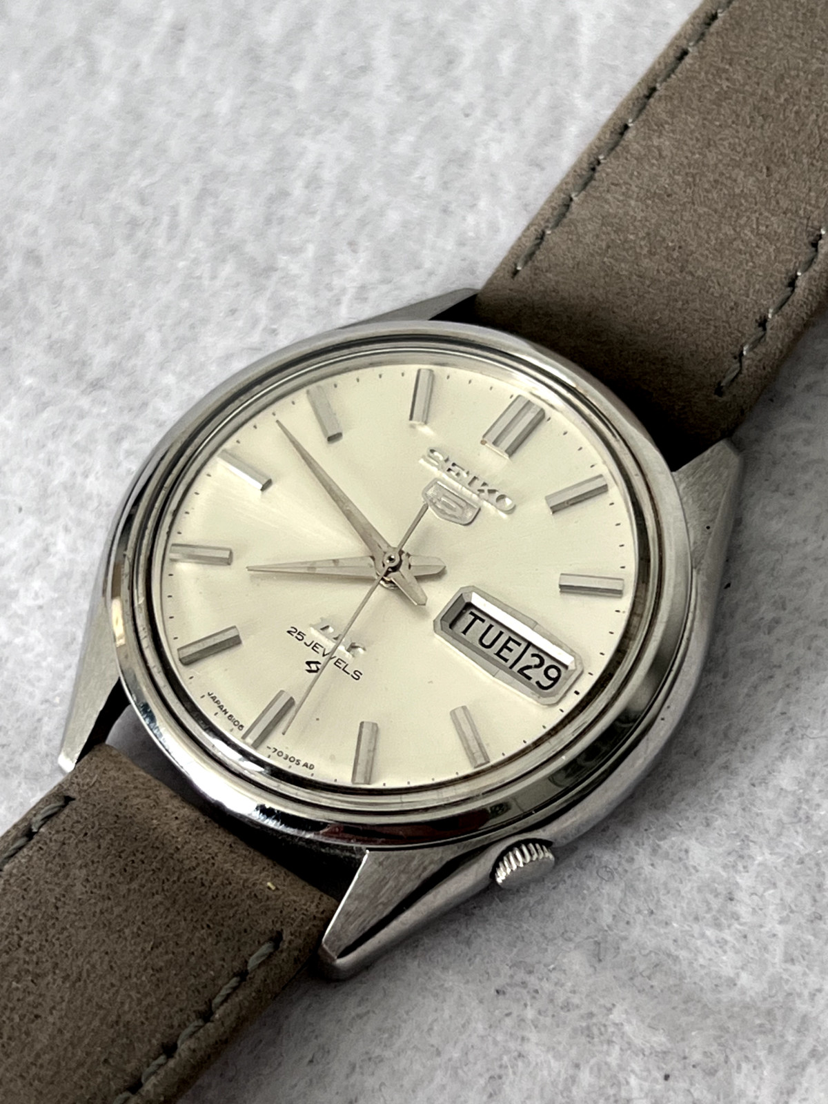 Seiko 5 6106-7030 Price as of July 2026 | WatchCharts