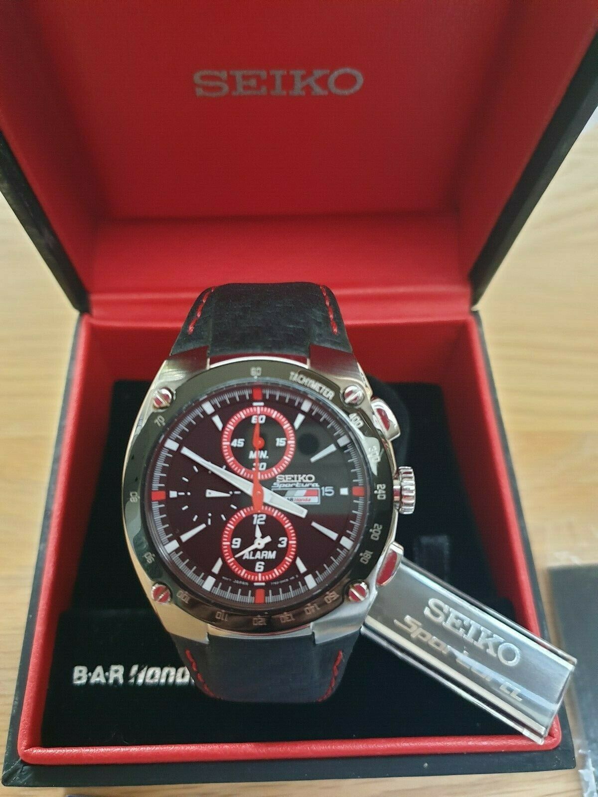 Seiko sportura bar sale honda limited edition watch