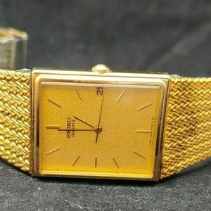 SEIKO 2A32-5019 Two Jewel Quartz Gold Toned Watch ***Sold for parts or not  work | WatchCharts