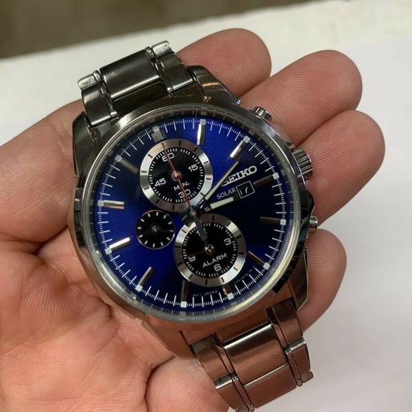 Seiko V1720AF0 Solar Alarm Blue Dial Chronograph 42mm Watch NOT