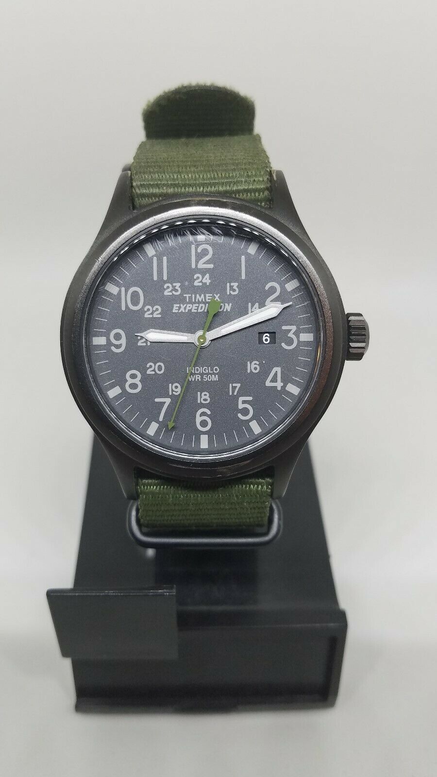 tw4b04700