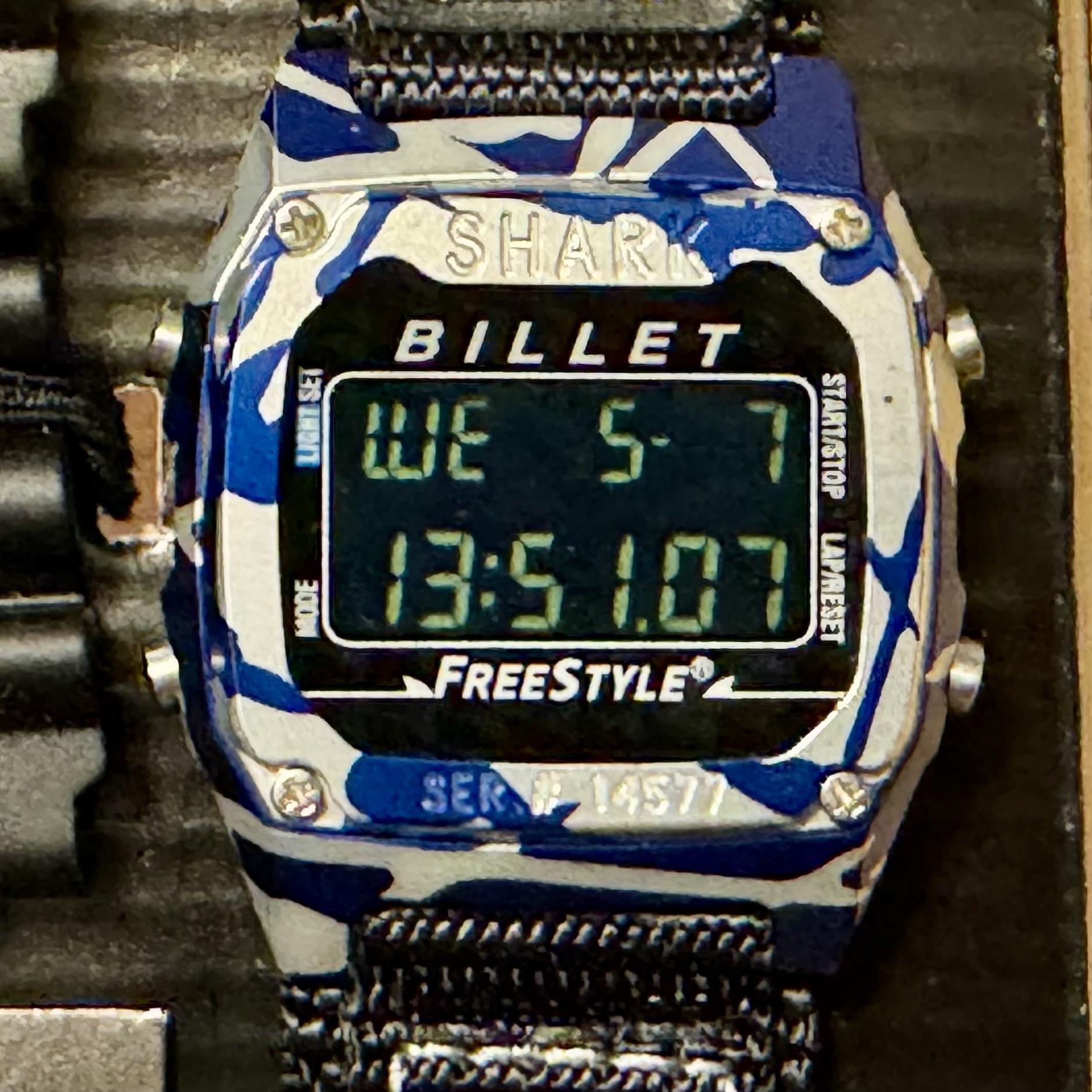 FREE STYLE SHARK BILLET デジタル時計 SHARK BILLET Freestyle腕時計