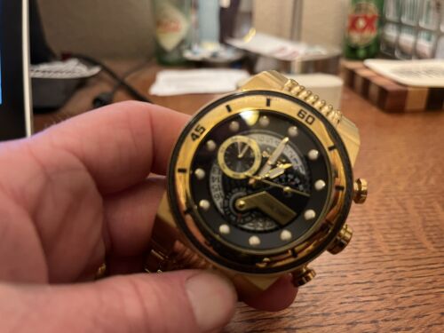 Invicta best sale model 25282