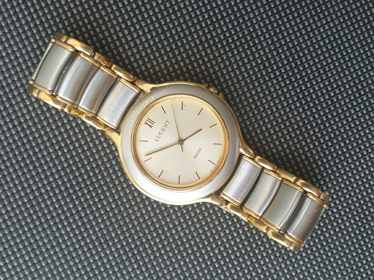 Seiko Lucent Mens and Ladies Quartz Pair Watch JDM 1992 | eBay