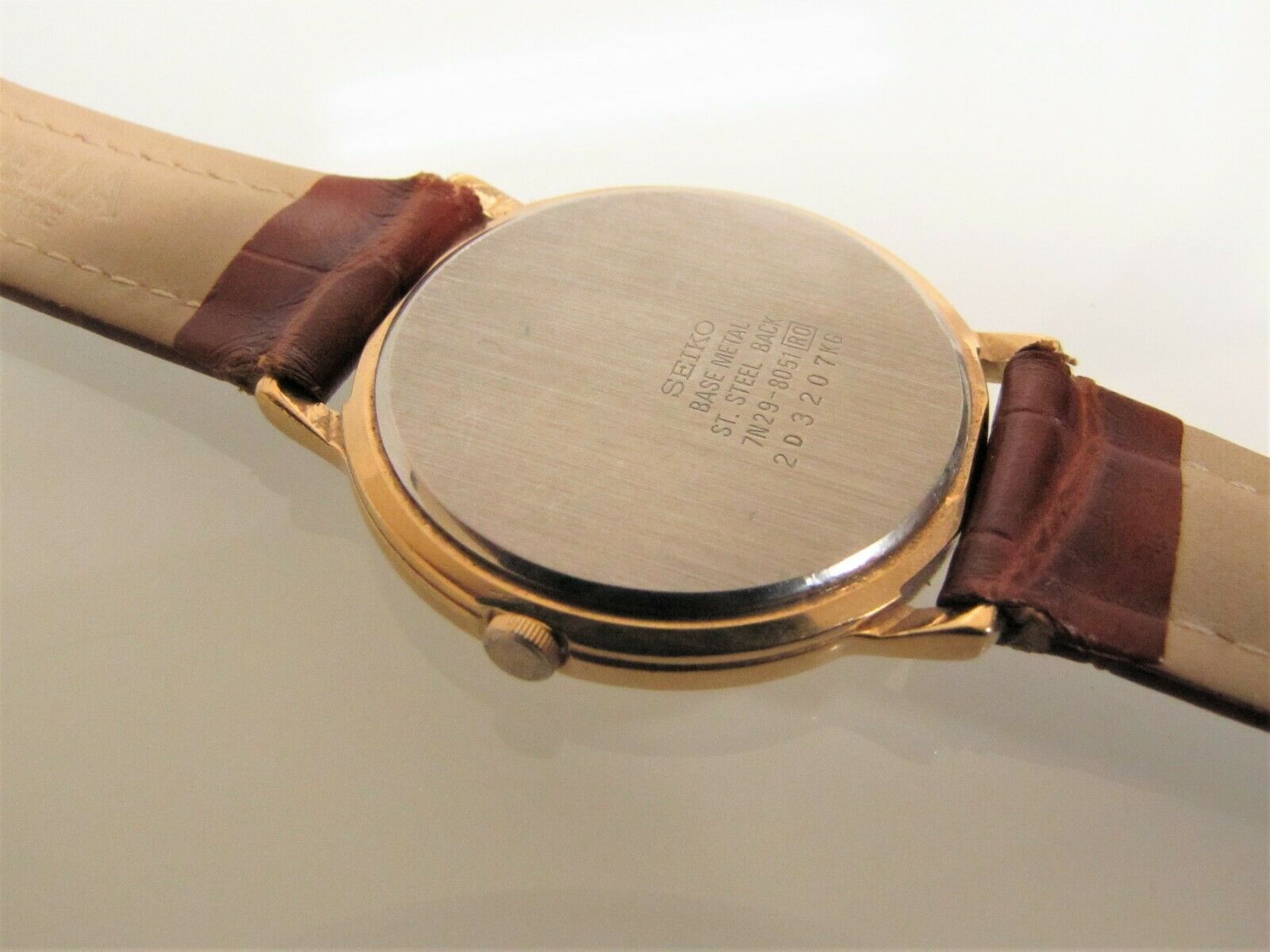 Vintage SEIKO QUARTZ 7N29-8051 Men's WRISTWATCH Gold-Tone