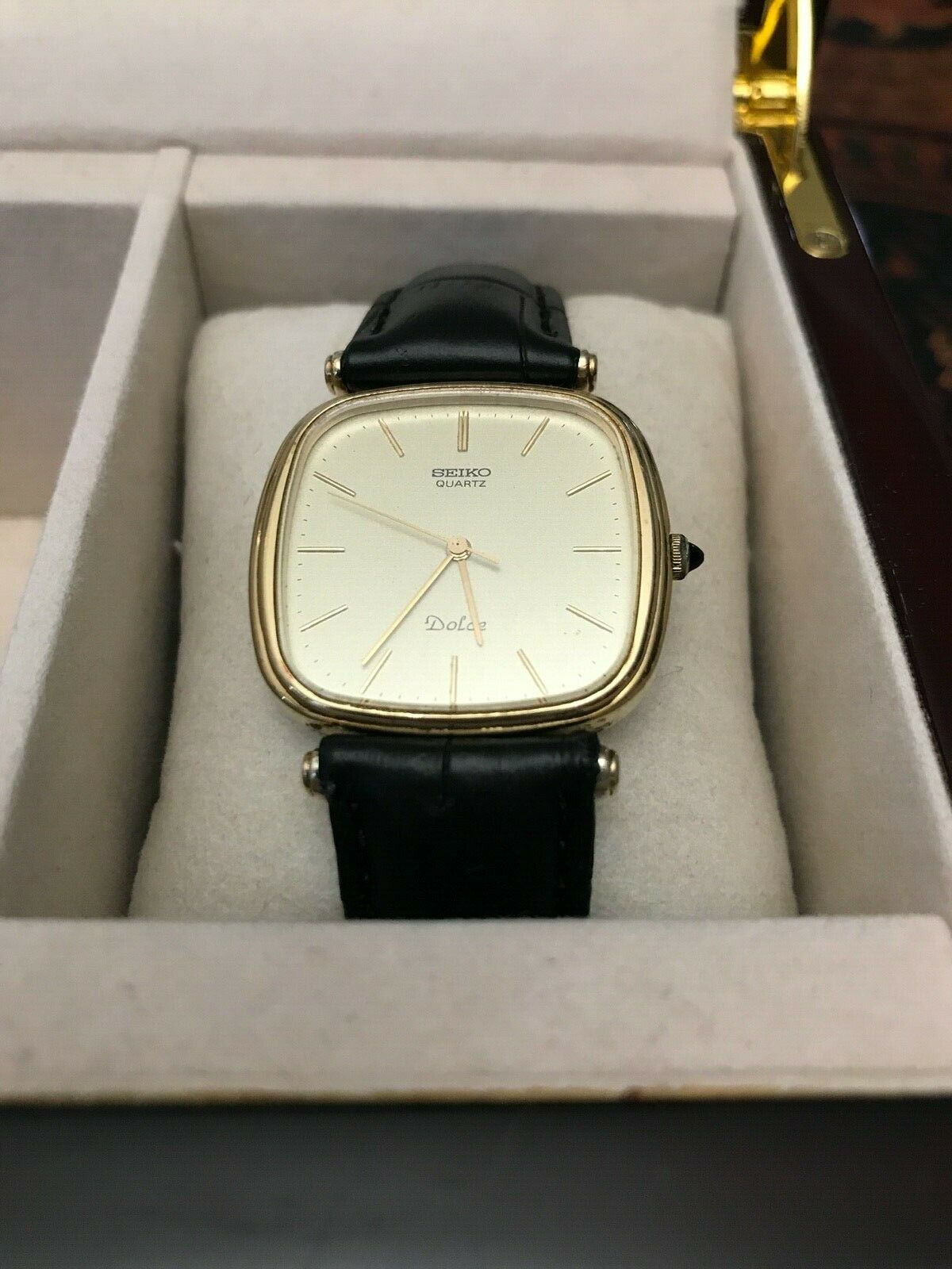 Seiko Dolce 5931-5400 Dress Quartz Watch Japan 1982 | WatchCharts