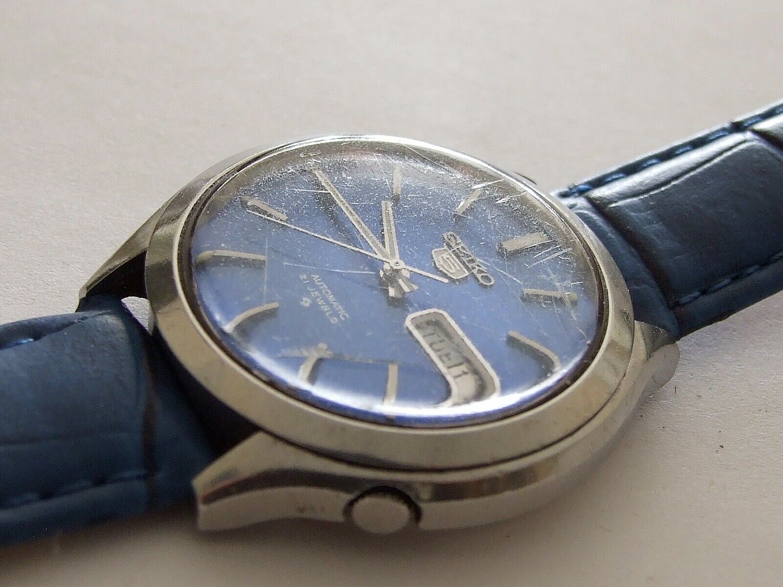 Vintage Seiko 6119-8600 automatic Gents 21 jewel watch | WatchCharts