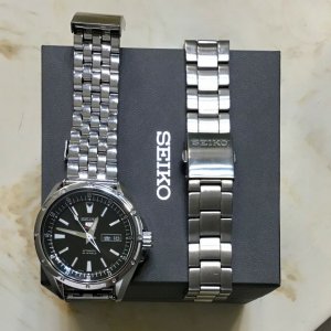 Seiko SARZ005 Made in Japan Automatic 41mm comes with this bracelet and OEM  . | WatchCharts